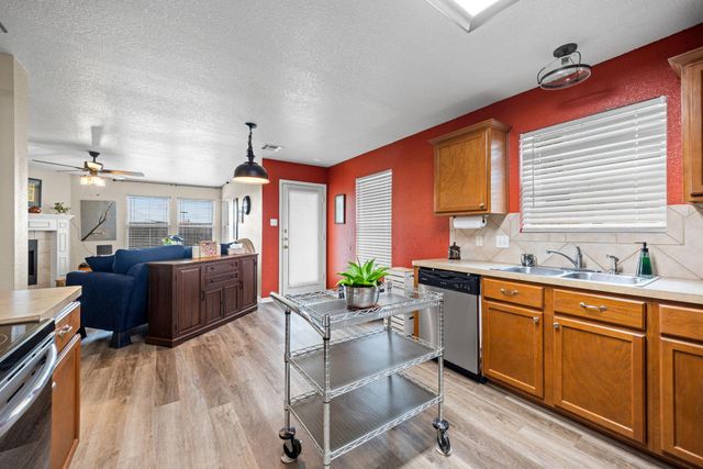 5318 Whistle Stop DR, Temple, TX 76502