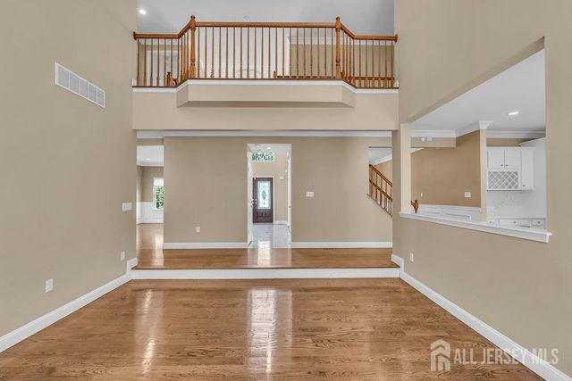 22 Forest Lane, Monroe, NJ 08831