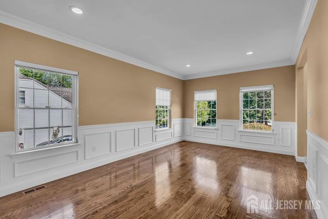 22 Forest Lane, Monroe, NJ 08831
