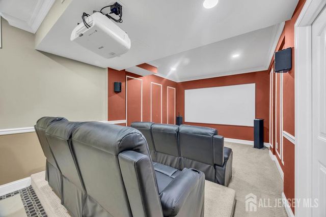 22 Forest Lane, Monroe, NJ 08831