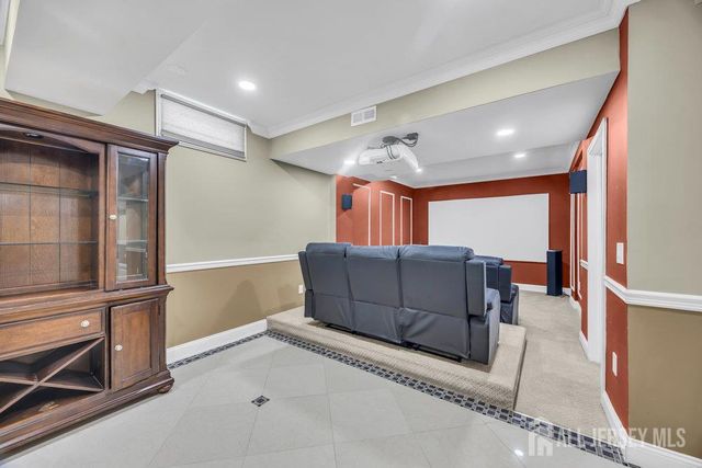 22 Forest Lane, Monroe, NJ 08831