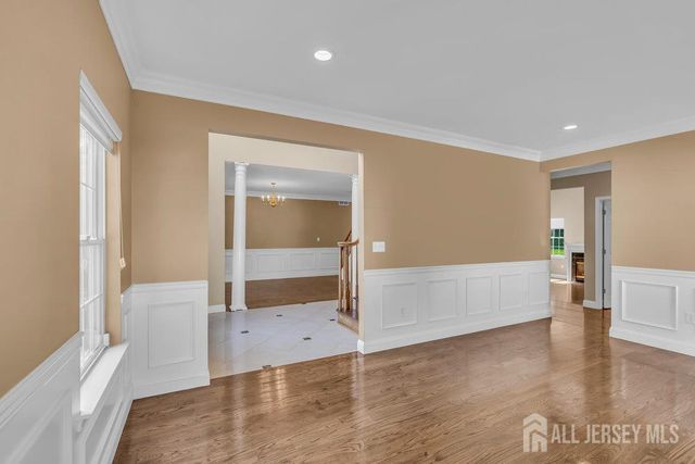 22 Forest Lane, Monroe, NJ 08831