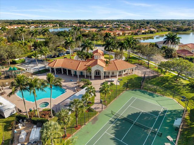 10712 Willow Oak Court, Wellington, FL 33414