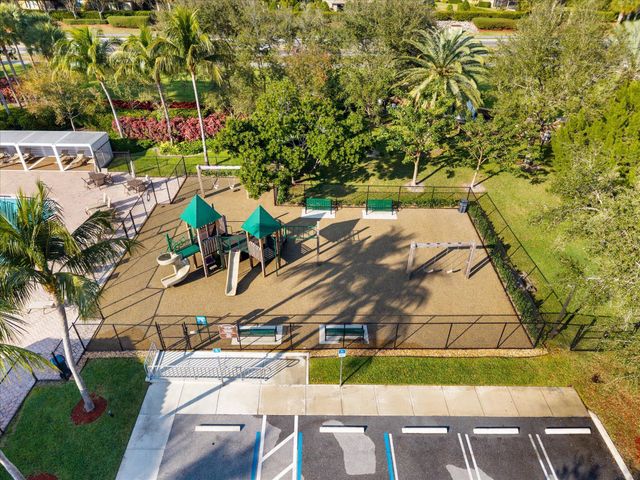 10712 Willow Oak Court, Wellington, FL 33414