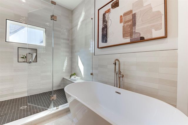 5126 Rosslyn Road, Houston, TX 77018