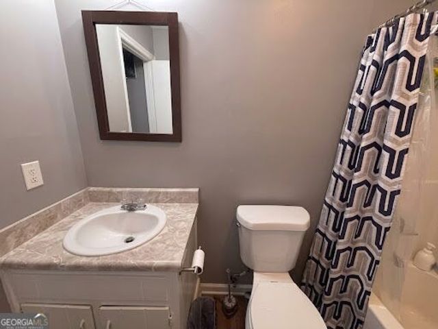 121 E Richardson Street, Oxford, GA 30054