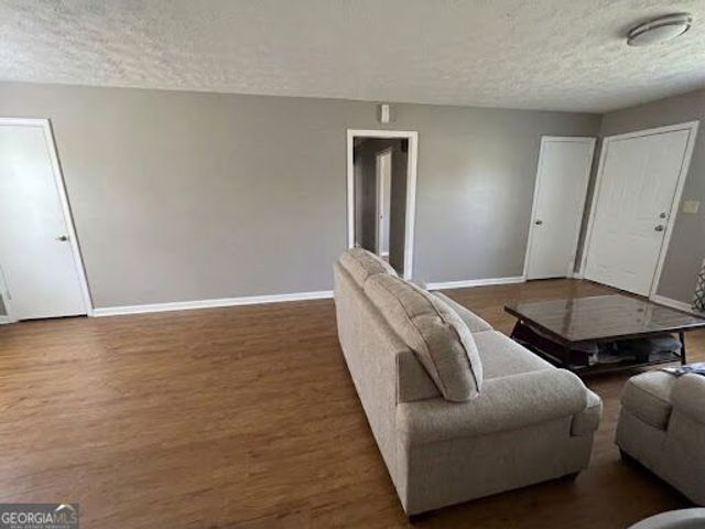 121 E Richardson Street, Oxford, GA 30054