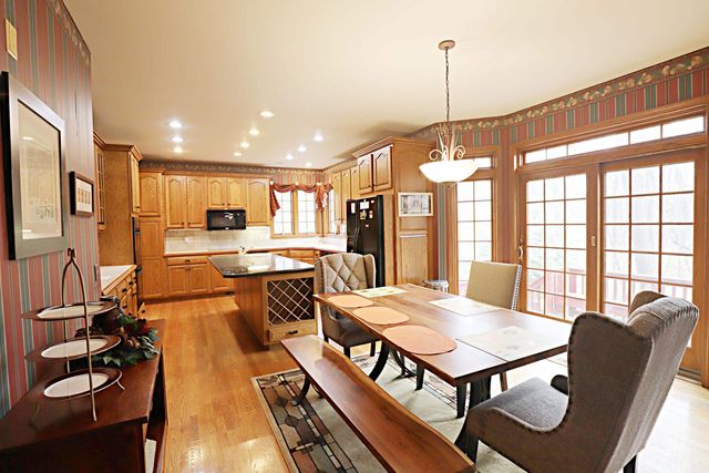 1506 Golfside Court, Flushing, MI 48433