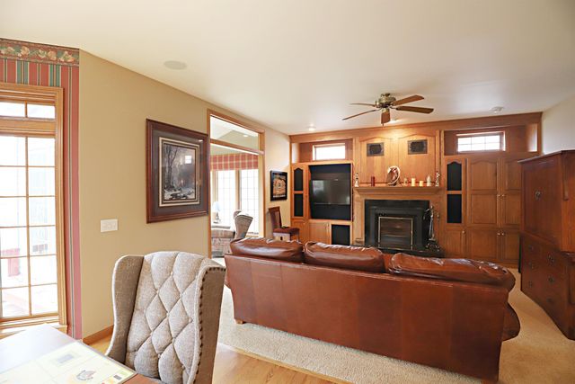 1506 Golfside Court, Flushing, MI 48433