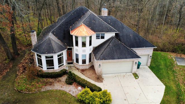 1506 Golfside Court, Flushing, MI 48433