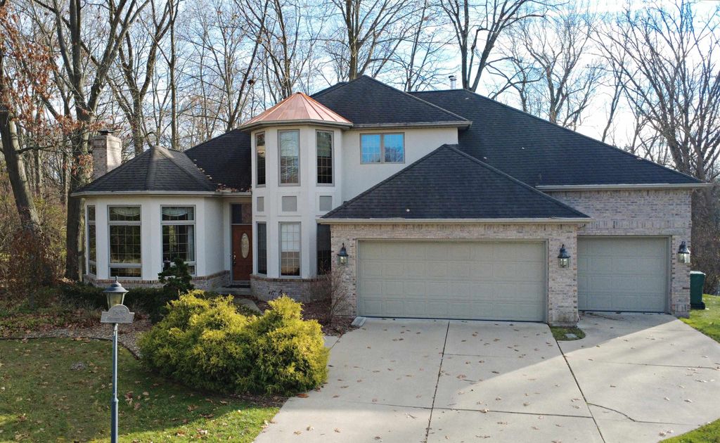 1506 Golfside Court, Flushing, MI 48433