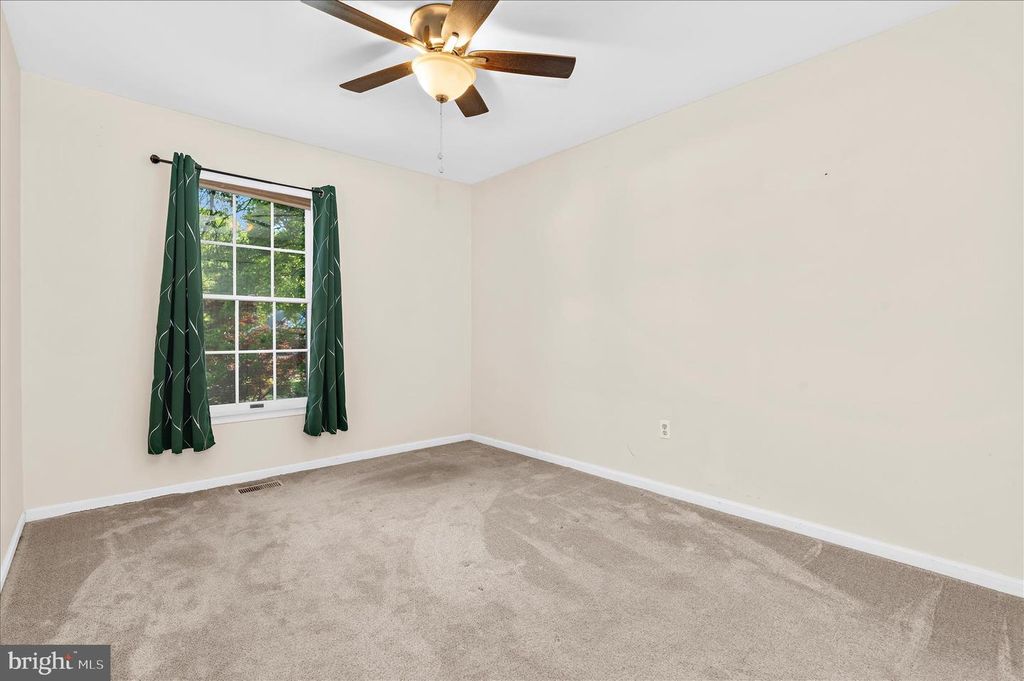 Image 30 of property listing at 1005 HAWK CHANNEL CT, West River, MD 20778