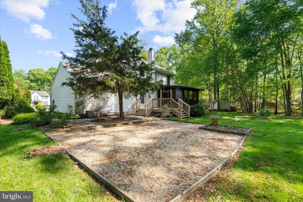 Image 48 of property listing at 1005 HAWK CHANNEL CT, West River, MD 20778