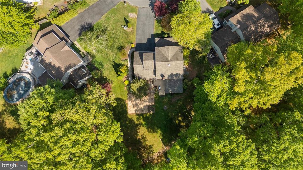 Image 58 of property listing at 1005 HAWK CHANNEL CT, West River, MD 20778