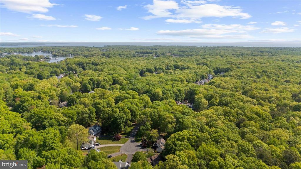 Image 65 of property listing at 1005 HAWK CHANNEL CT, West River, MD 20778