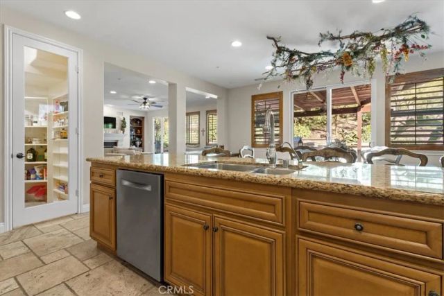 3308 Crosspointe Court, Simi Valley, CA 93065