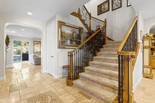 3308 Crosspointe Court, Simi Valley, CA 93065