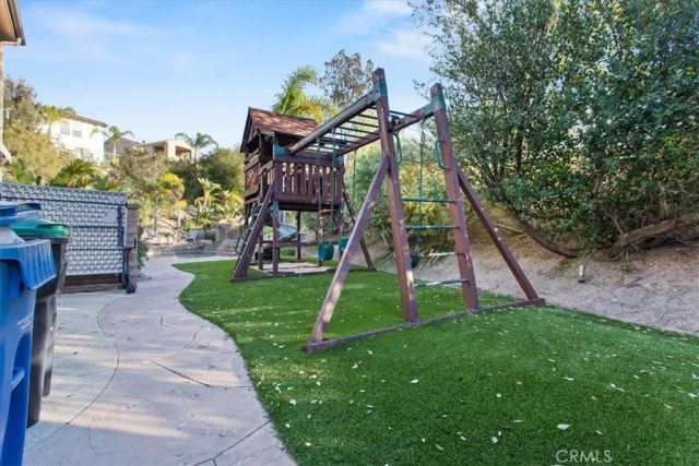 3308 Crosspointe Court, Simi Valley, CA 93065