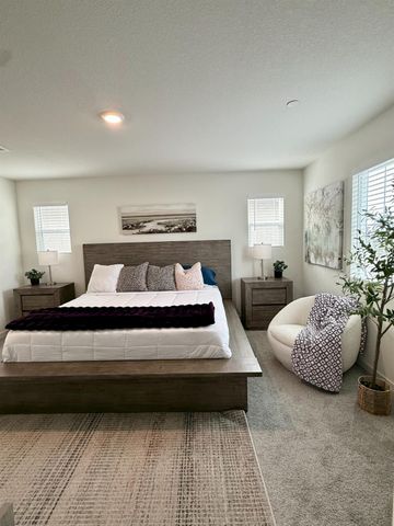 1017 San Anselmo Ln, Roseville, CA 95747