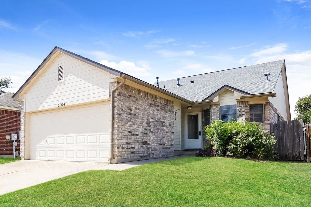21304 Secretariat Ridge LN, Pflugerville, TX 78660