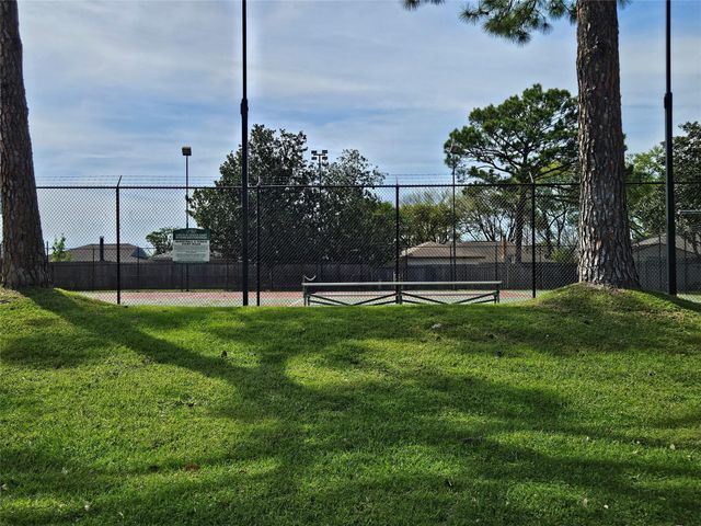 11322 Grayling Lane, Houston, TX 77067