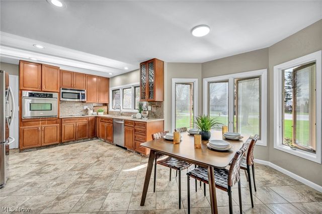 3565 Eldorado Drive, Rocky River, OH 44116