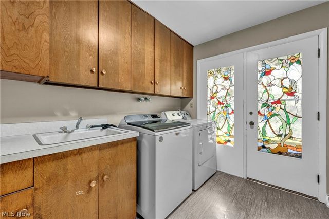 3565 Eldorado Drive, Rocky River, OH 44116