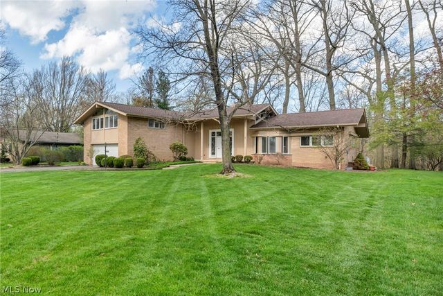 3565 Eldorado Drive, Rocky River, OH 44116