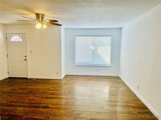 1805 S Osage Avenue, Skiatook, OK 74070