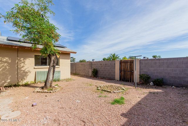 2145 E BETTY ELYSE Lane, Phoenix, AZ 85022