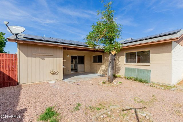 2145 E BETTY ELYSE Lane, Phoenix, AZ 85022