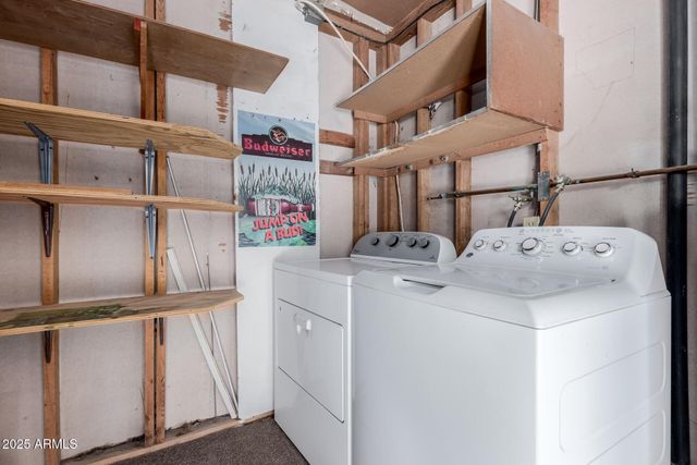 2145 E BETTY ELYSE Lane, Phoenix, AZ 85022