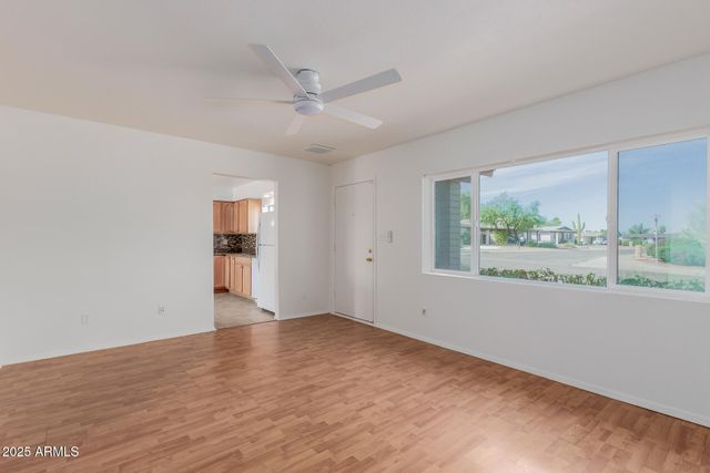 2145 E BETTY ELYSE Lane, Phoenix, AZ 85022