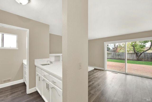 1437 Shelby Dr, Fairfield, CA 94534