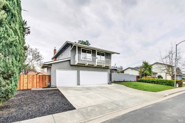 1437 Shelby Dr, Fairfield, CA 94534
