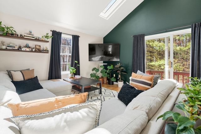 12 Magnolia Lane 12, Marlborough, MA 01752
