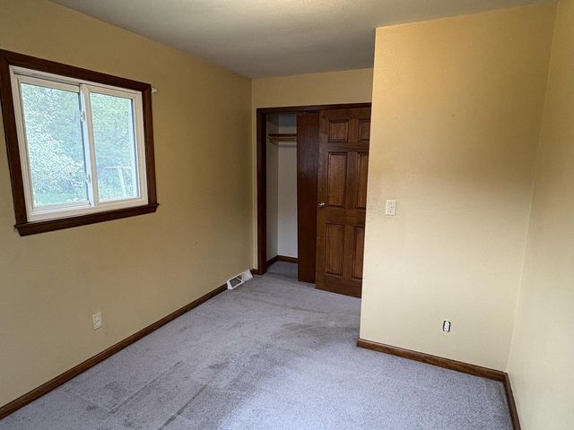 220 N 19TH AVENUE, Wisconsin Rapids, WI 54495