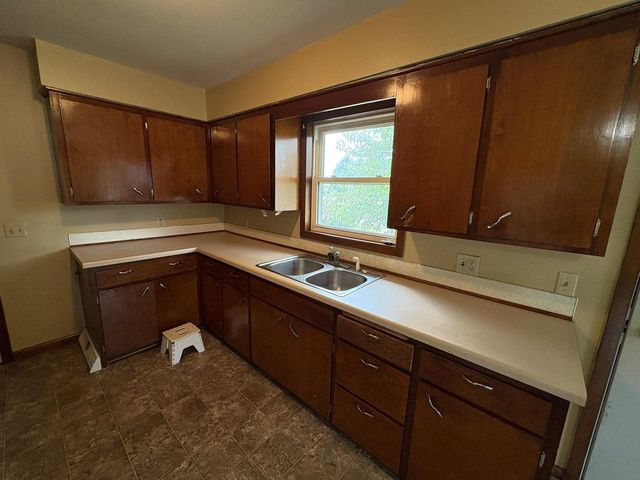 220 N 19TH AVENUE, Wisconsin Rapids, WI 54495