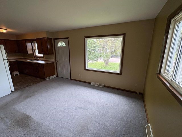 220 N 19TH AVENUE, Wisconsin Rapids, WI 54495