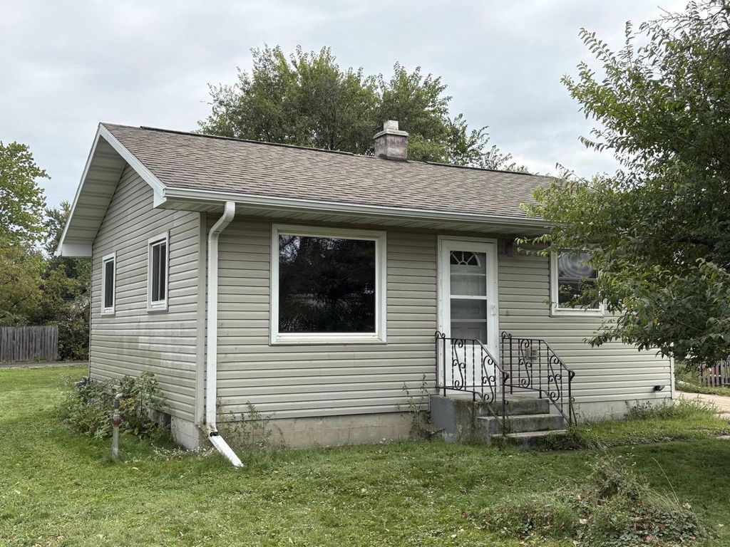 220 N 19TH AVENUE, Wisconsin Rapids, WI 54495