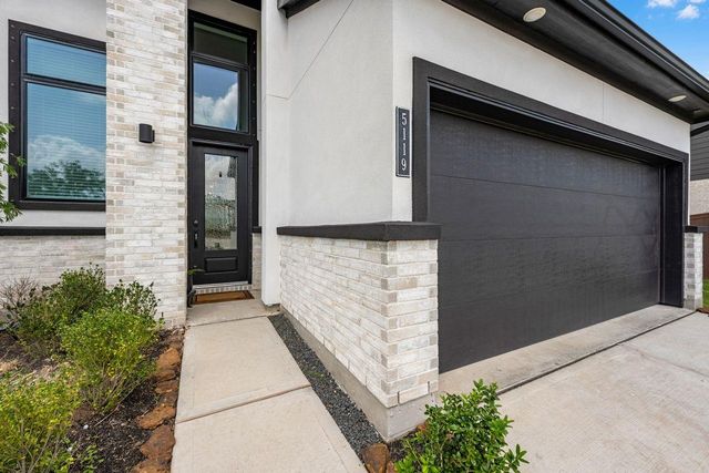 5119 Murillo Drive, Iowa Colony, TX 77578