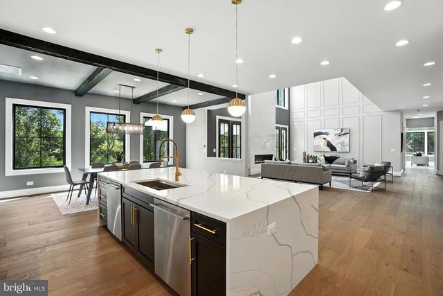 1321 HUNTER MILL RD, Vienna, VA 22182