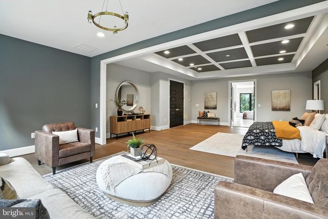 1321 HUNTER MILL RD, Vienna, VA 22182