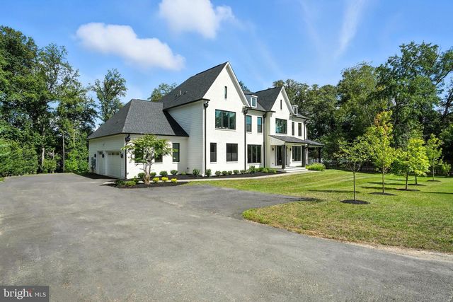 1321 HUNTER MILL RD, Vienna, VA 22182