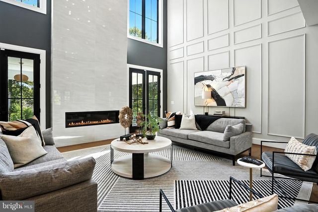 1321 HUNTER MILL RD, Vienna, VA 22182