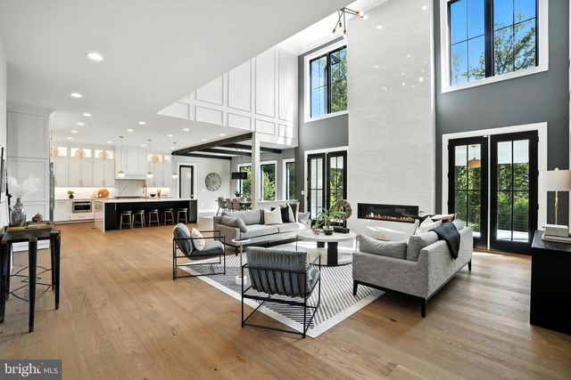 1321 HUNTER MILL RD, Vienna, VA 22182