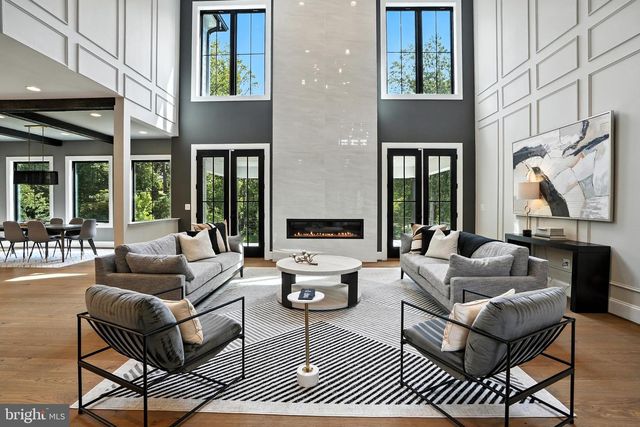 1321 HUNTER MILL RD, Vienna, VA 22182