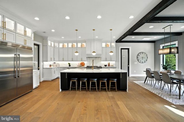 1321 HUNTER MILL RD, Vienna, VA 22182