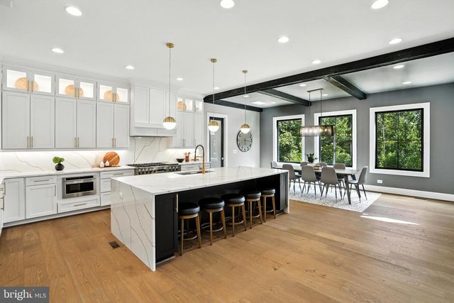 1321 HUNTER MILL RD, Vienna, VA 22182