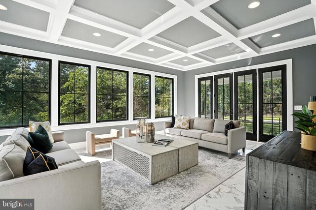 1321 HUNTER MILL RD, Vienna, VA 22182